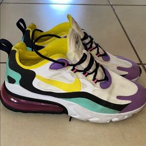 Nike Womens Air Max 270 React